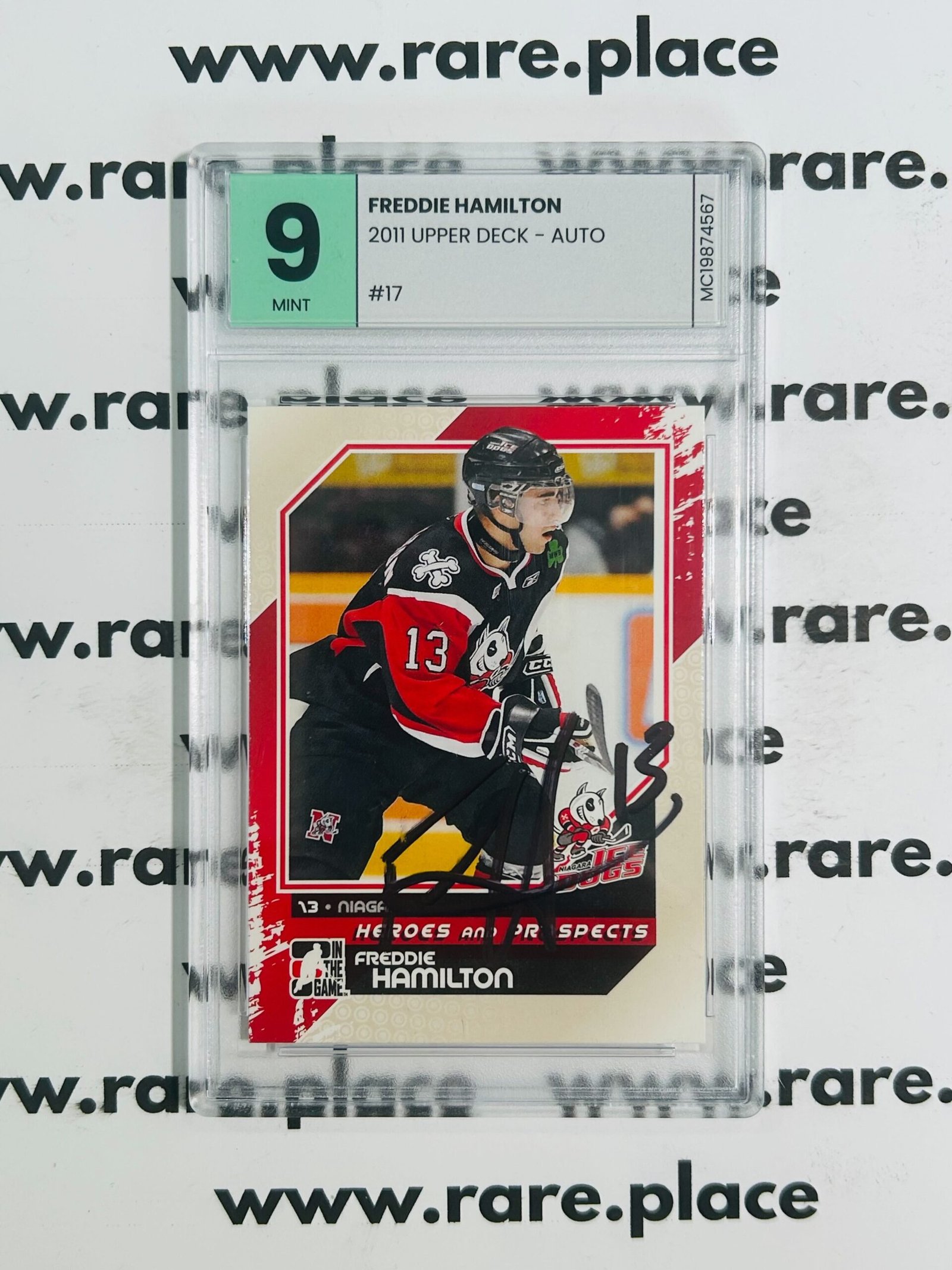 2011 Upper Deck - Auto Freddie Hamilton #17 Mint 9